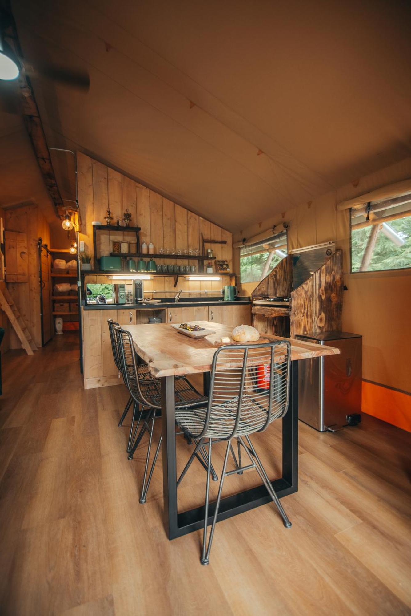 Cosy Forest Lodge Penrhos  Kültér fotó